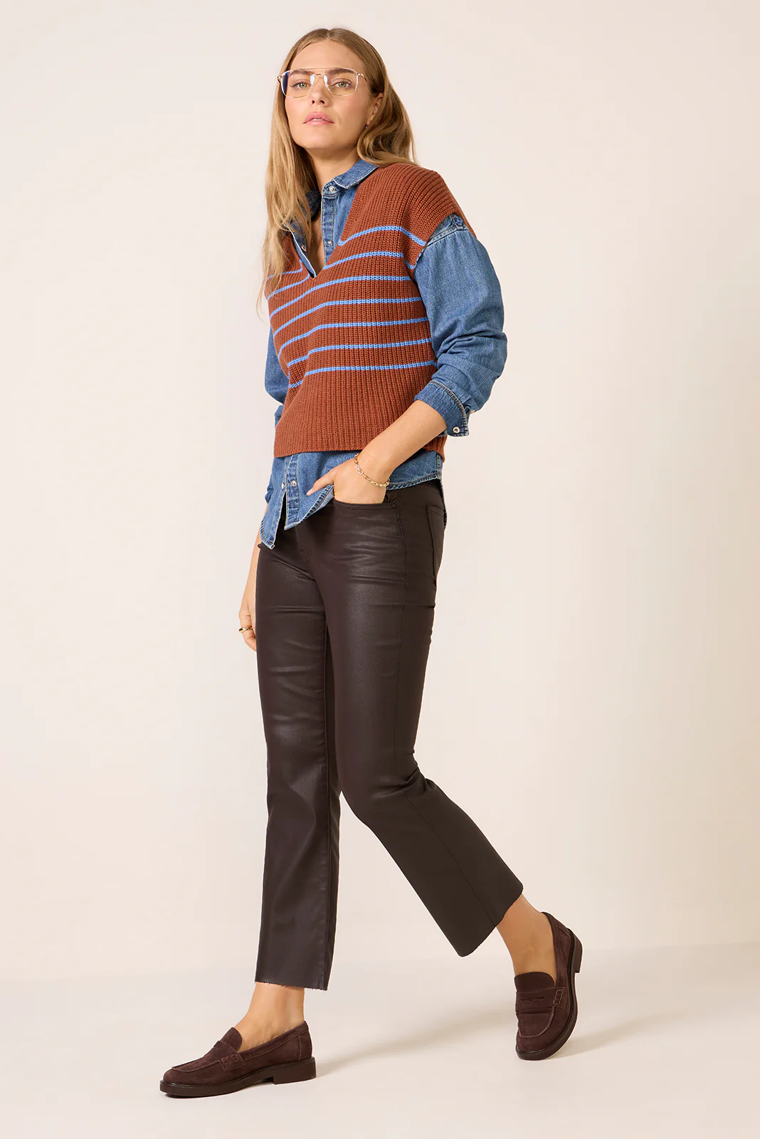 Aiden V-Neck Vest - Image 2