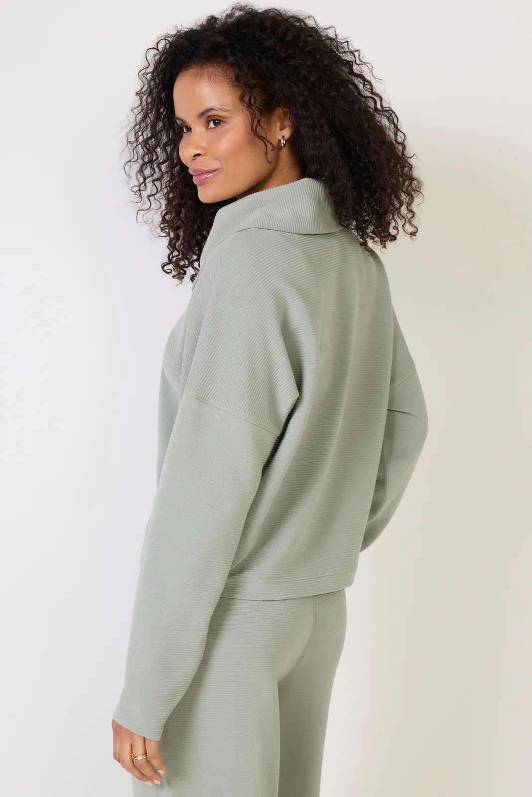 AirEssentials French Rib Half Zip Sweatshirt - Image 4