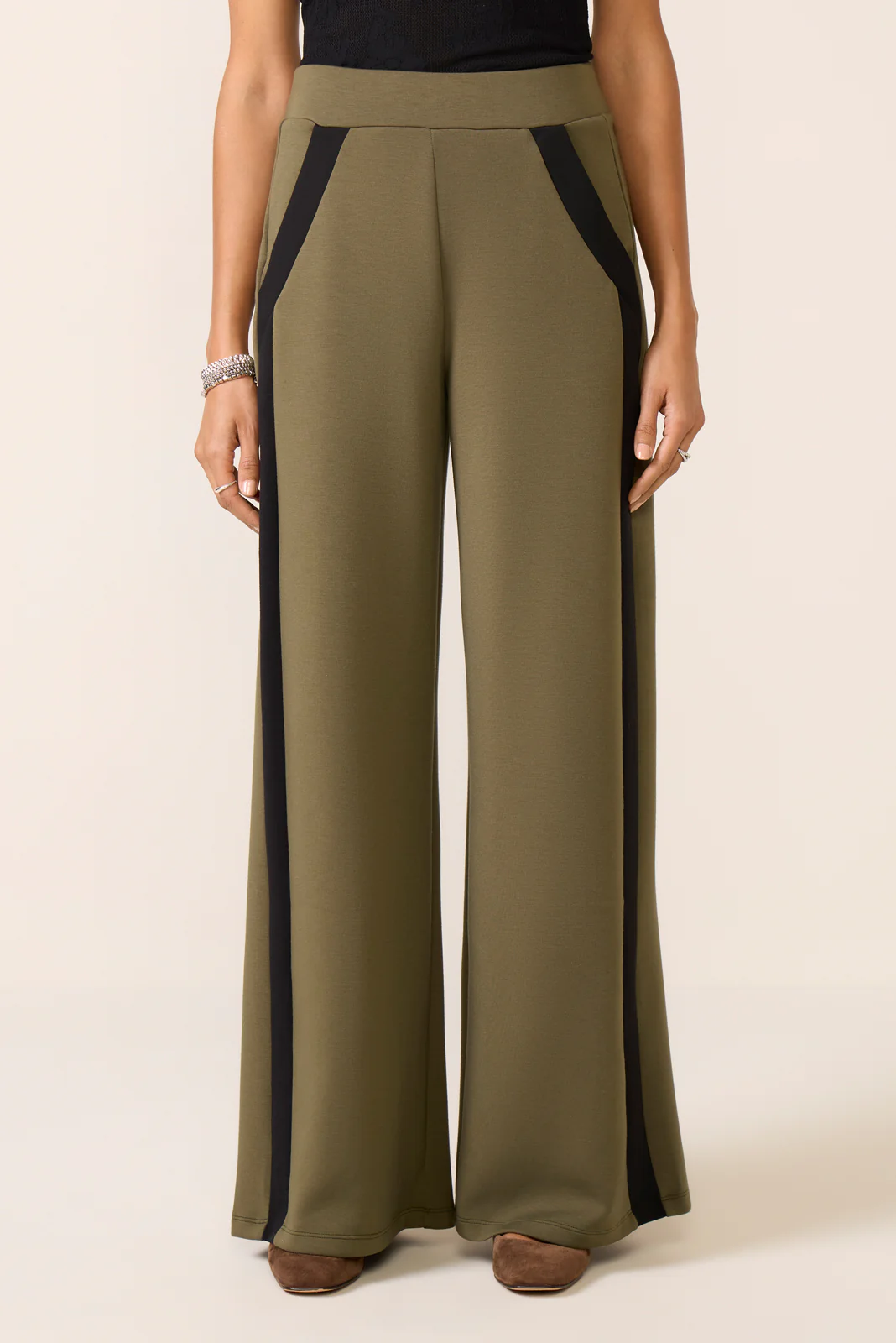 AirEssentials Striped Track Pant - Image 6