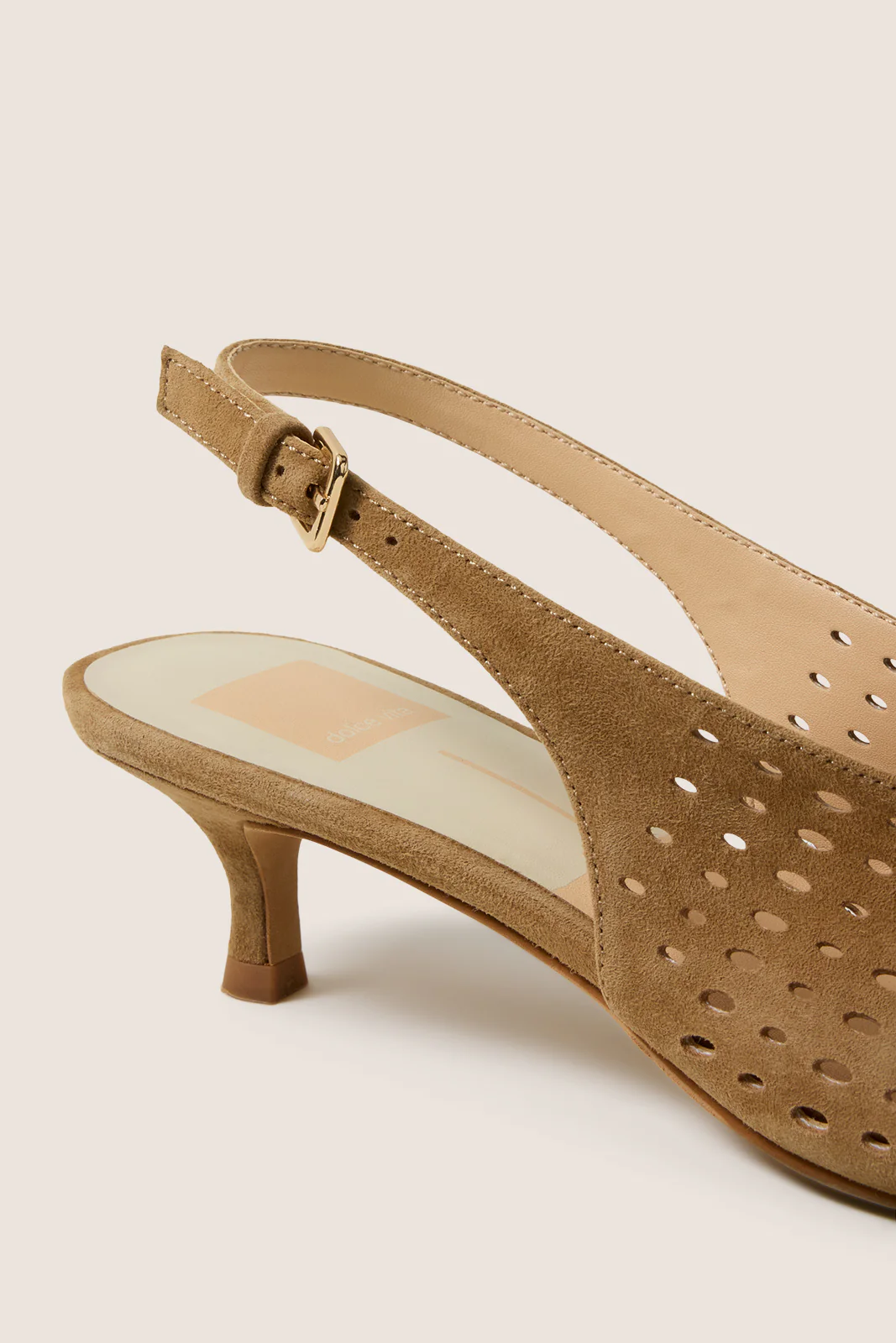 Alenna Heel - Image 3