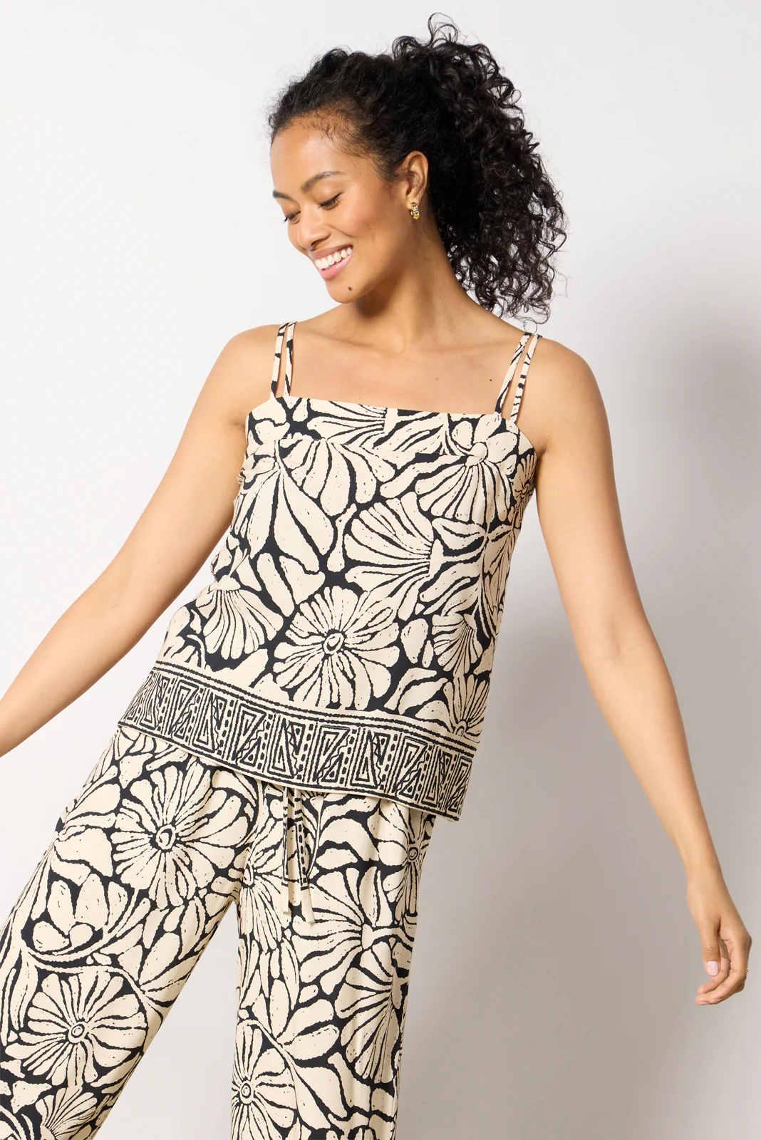 Amelia Tank Top - Image 6
