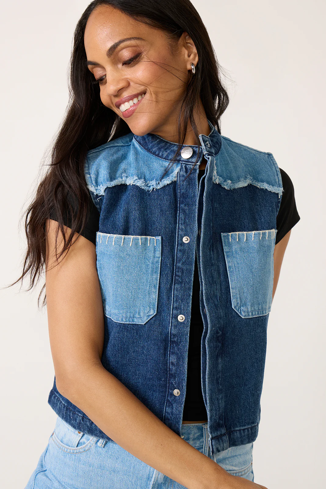 Ari Vest - Image 6