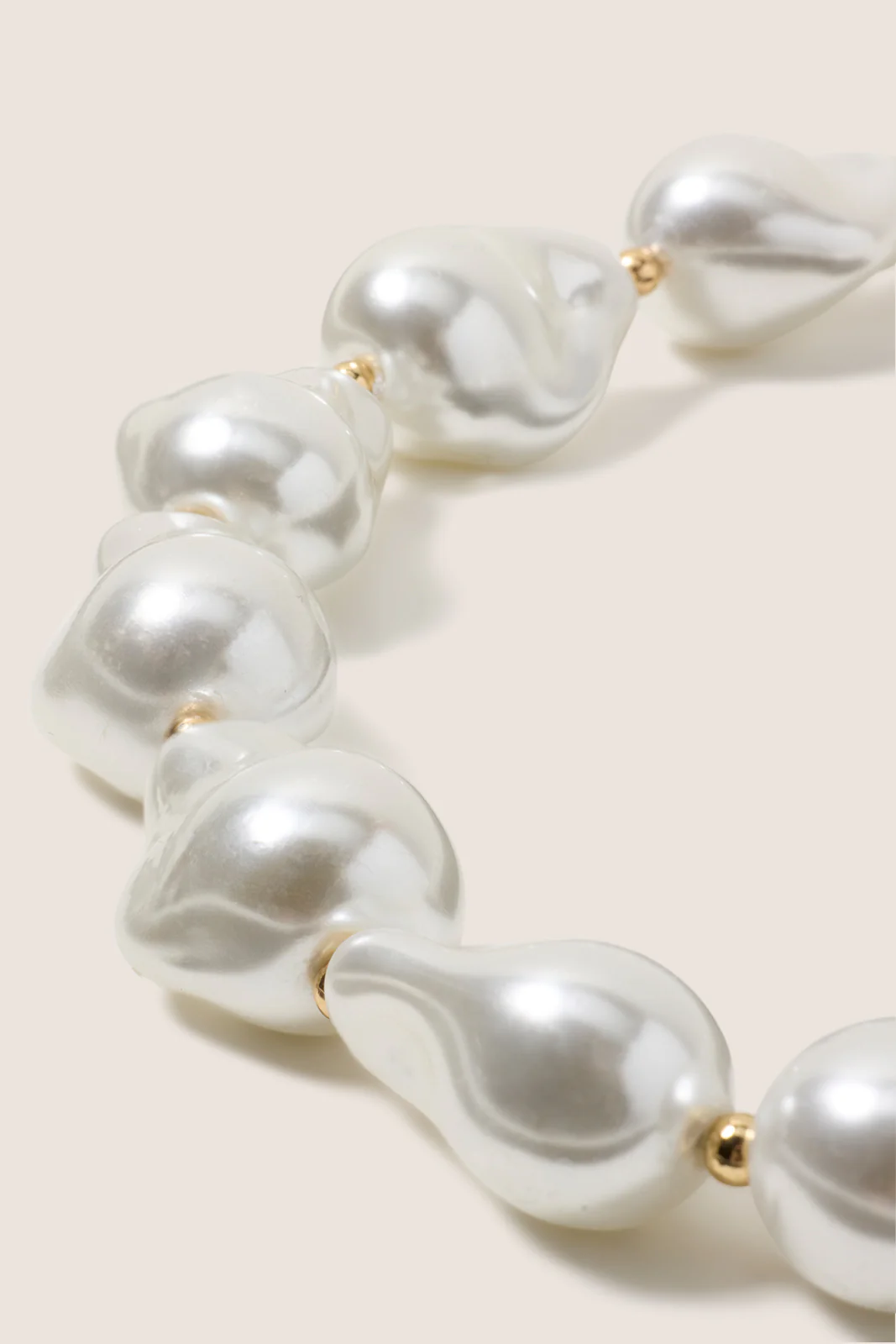 Athena Pearl Necklace - Image 2