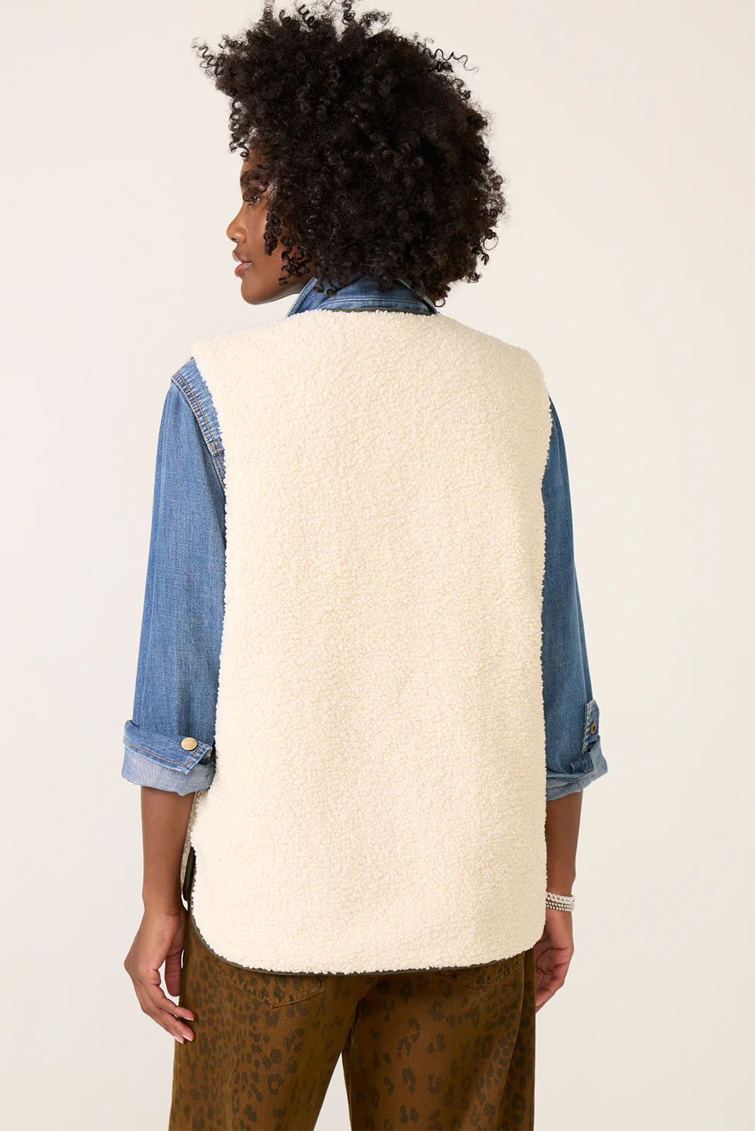Audrea Reversible Gilet - Image 4
