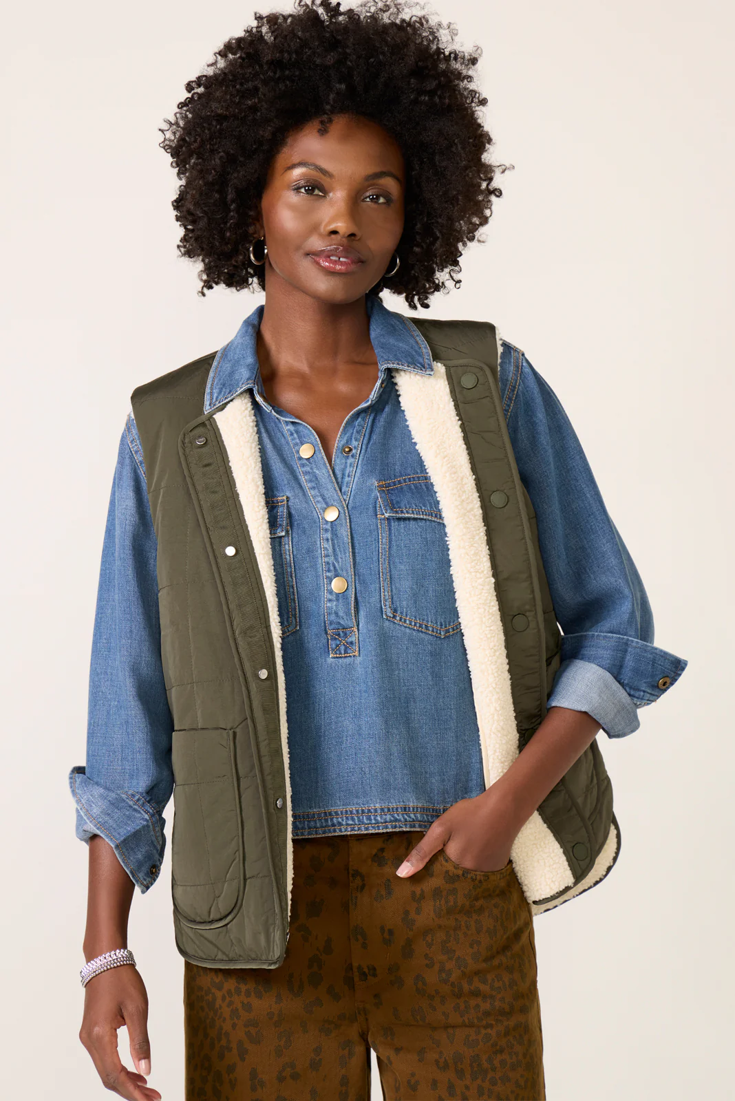 Audrea Reversible Gilet - Image 5