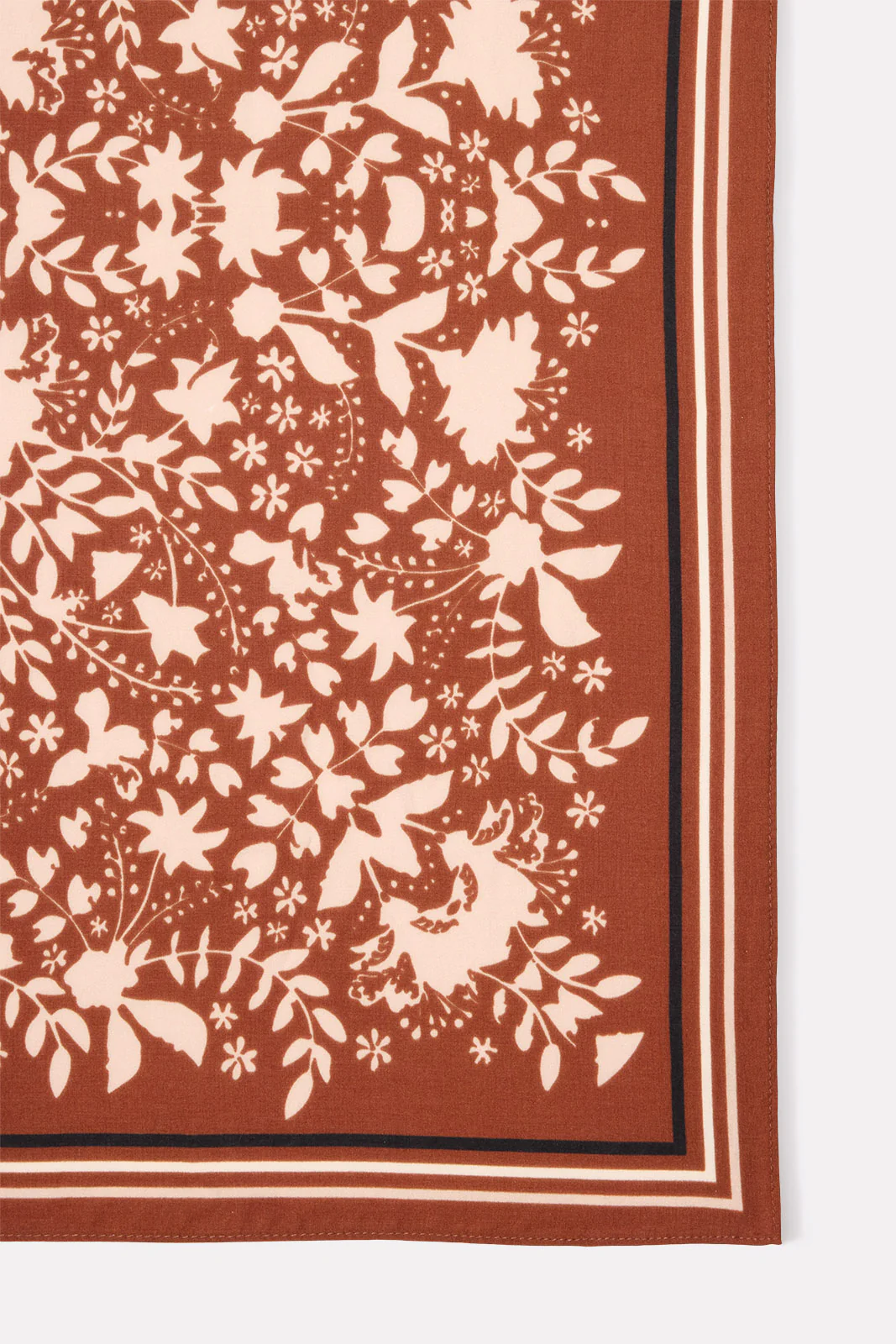Audrey Floral Bandana - Image 2