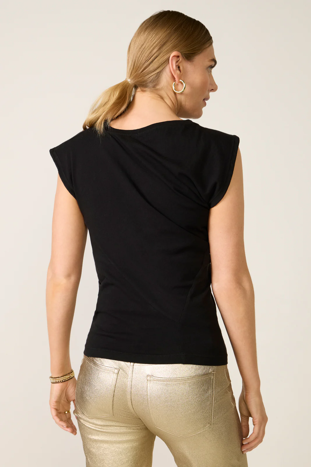 Beth Tee - Image 4
