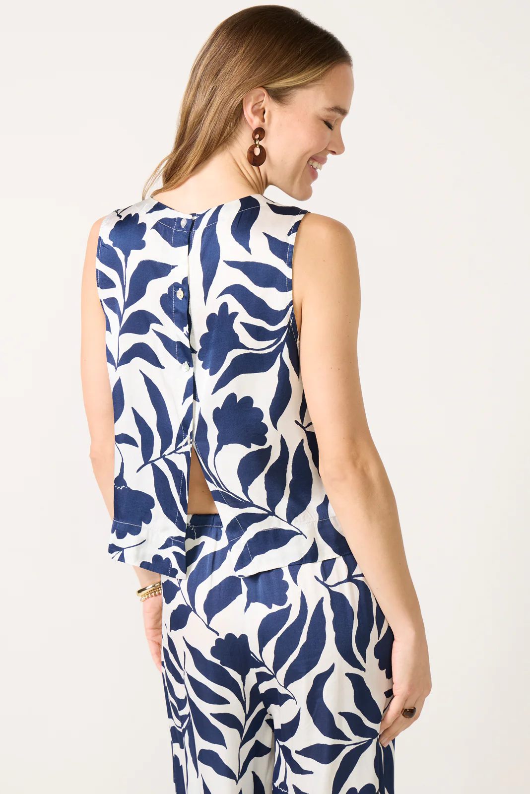 Button Back Satin Tank - Image 4