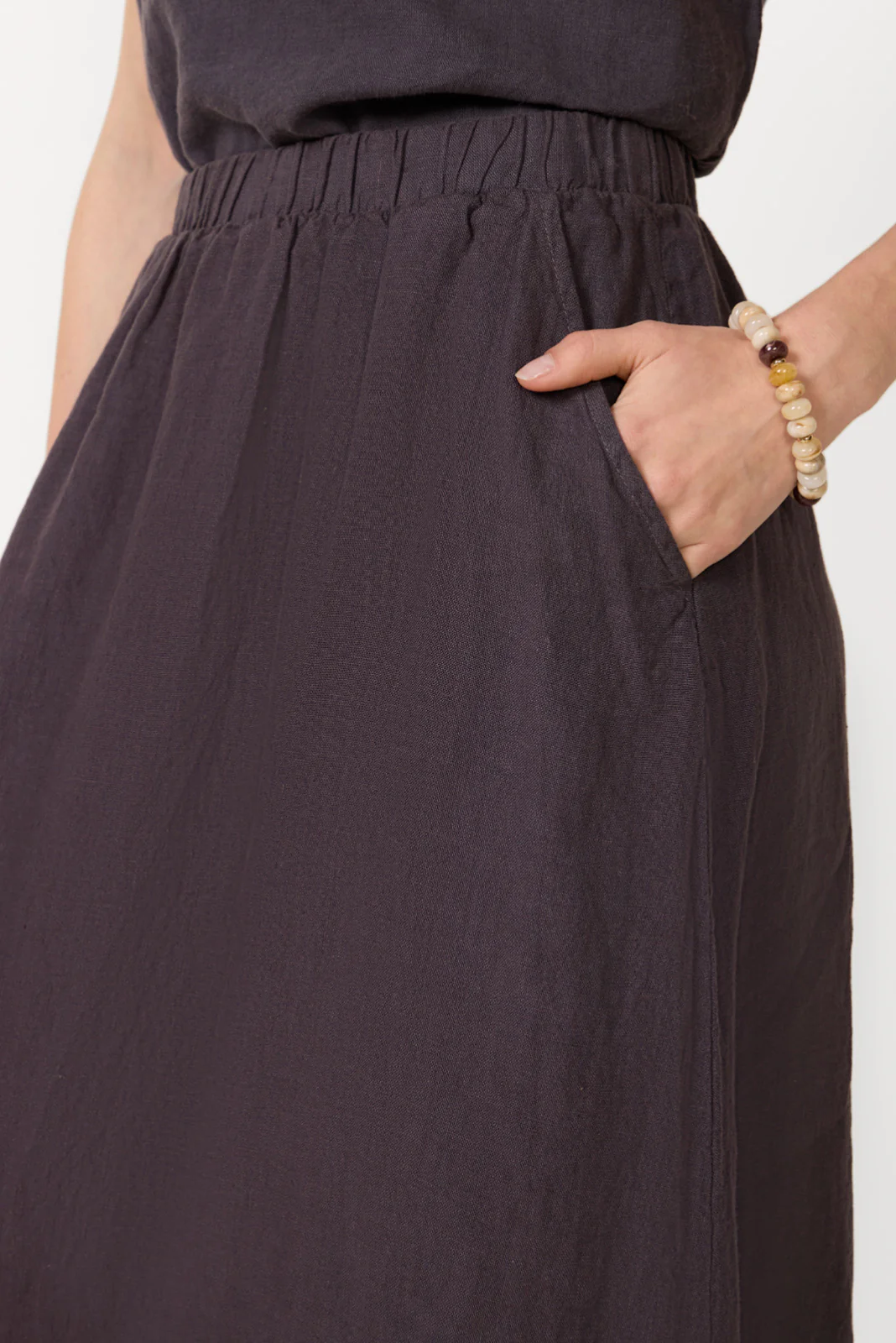 Calla Linen Skirt - Image 2