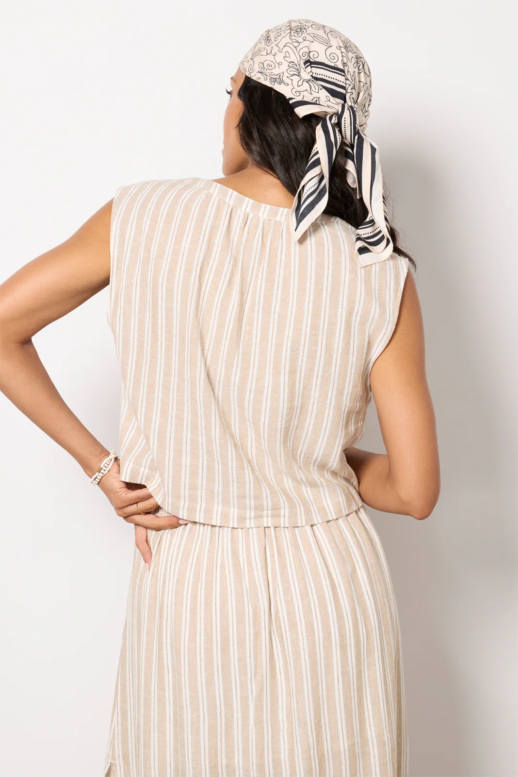 Callie V Neck Top - Image 5