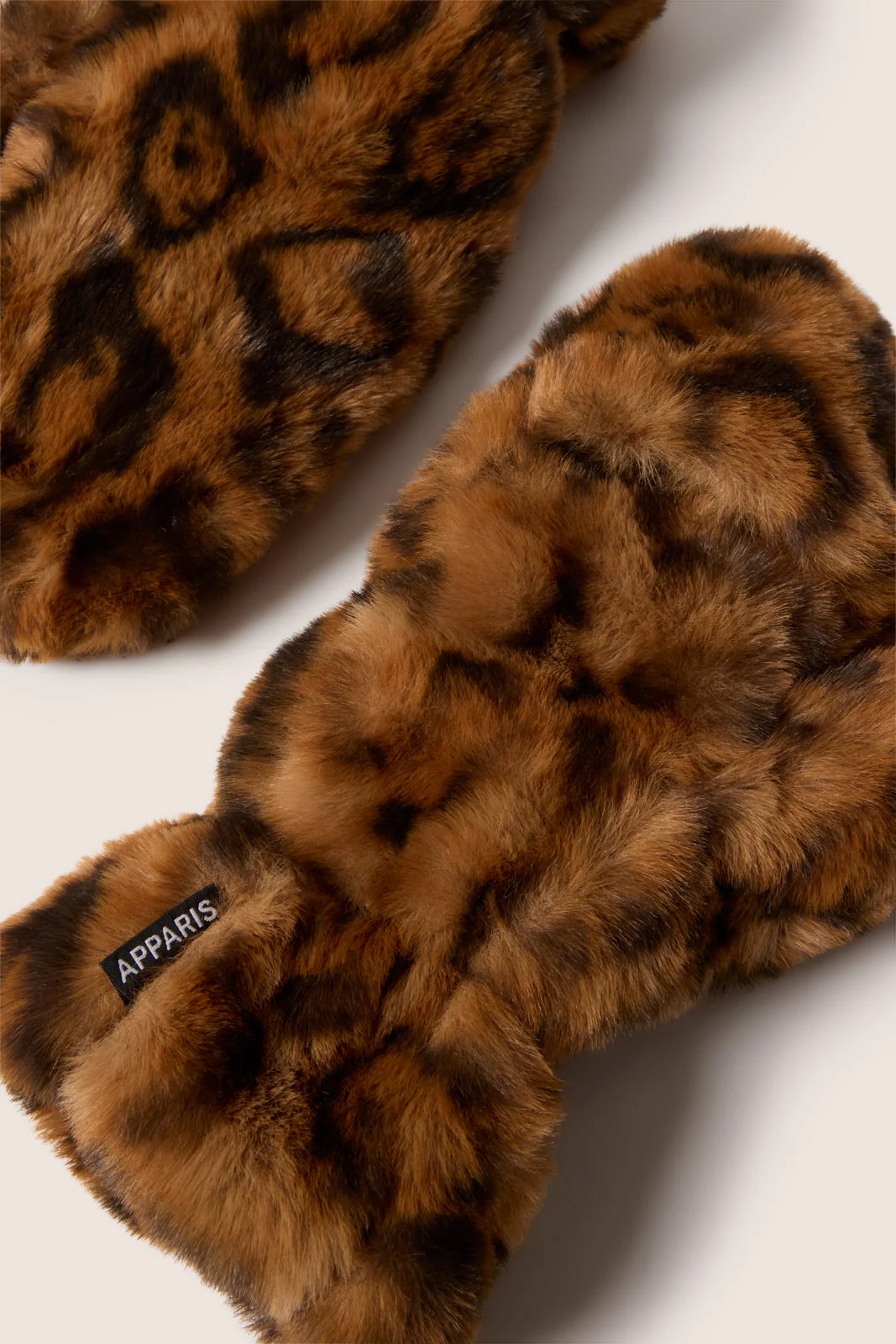 Coco Leopard Gloves - Image 4