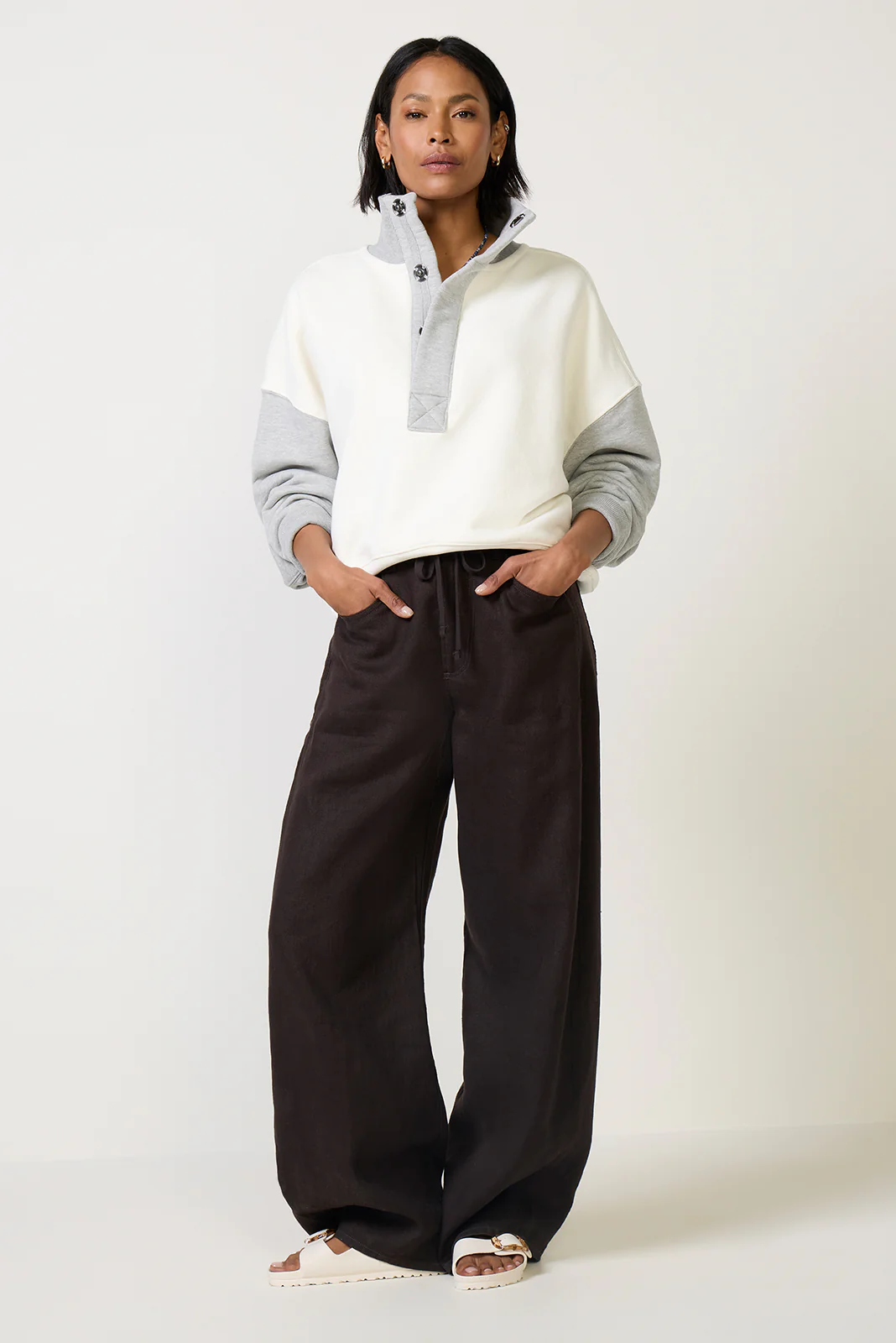 Colorblock Timeless Sweatshirt - Image 2