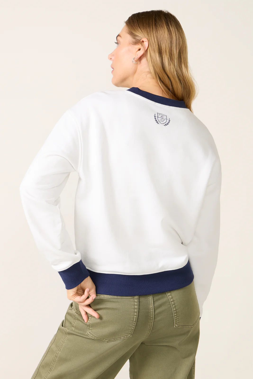 Crew Neck Patch Sweatshirt - Image 4