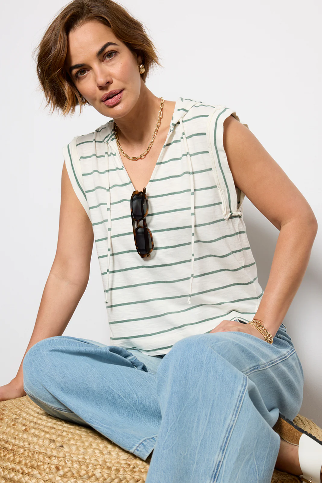 Cruz Sleeveless Hoodie - Image 2