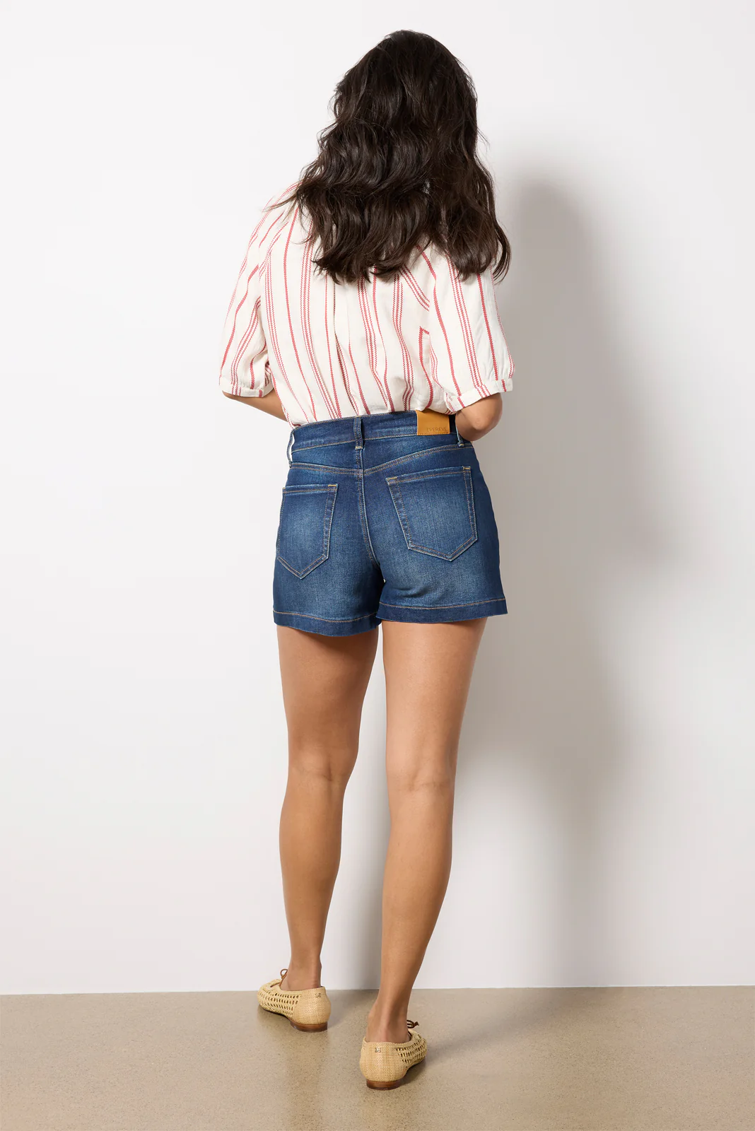 Ever Seamed Short - Image 4