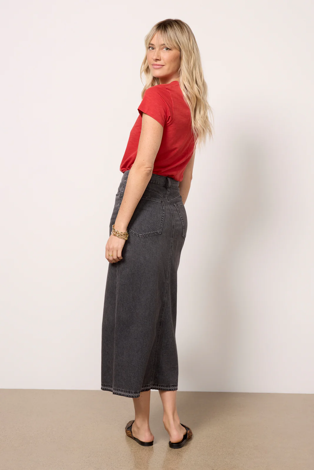 Featherweight Clara Midi Skirt - Image 3