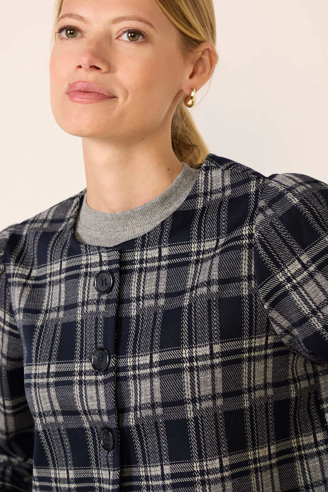 Femme Knit Blazer - Image 3