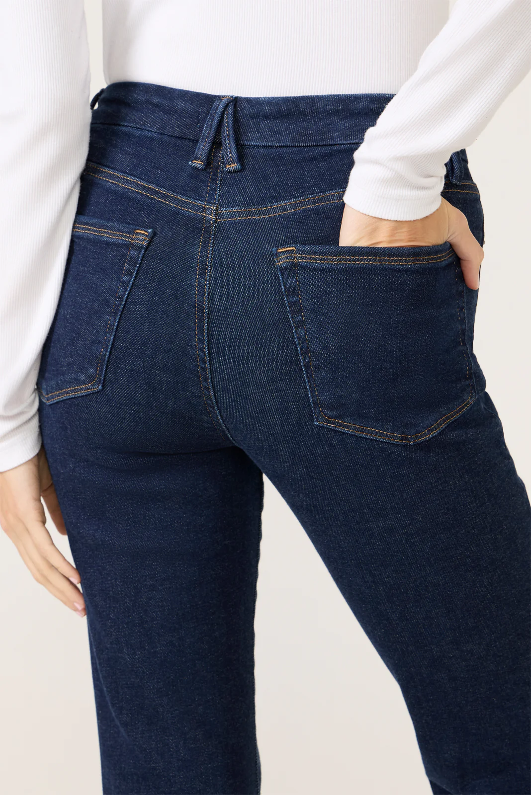 Good Legs Straight - Image 2