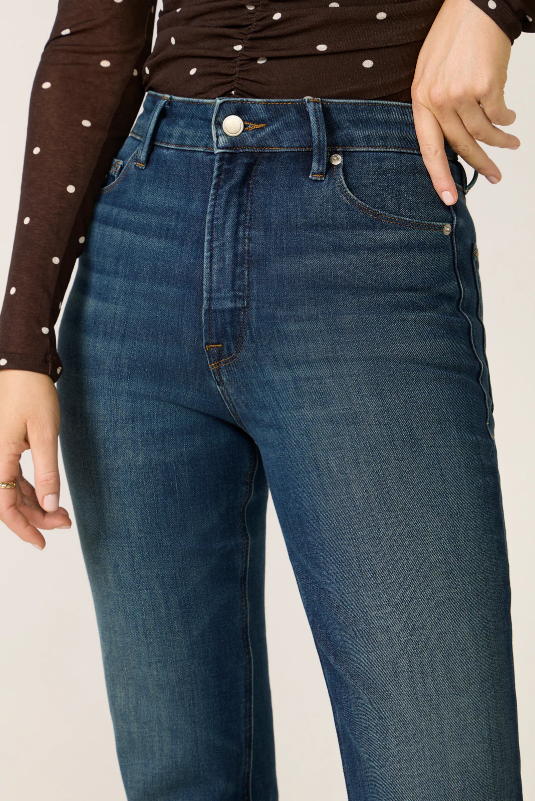 Good True Straight Jeans - Image 2
