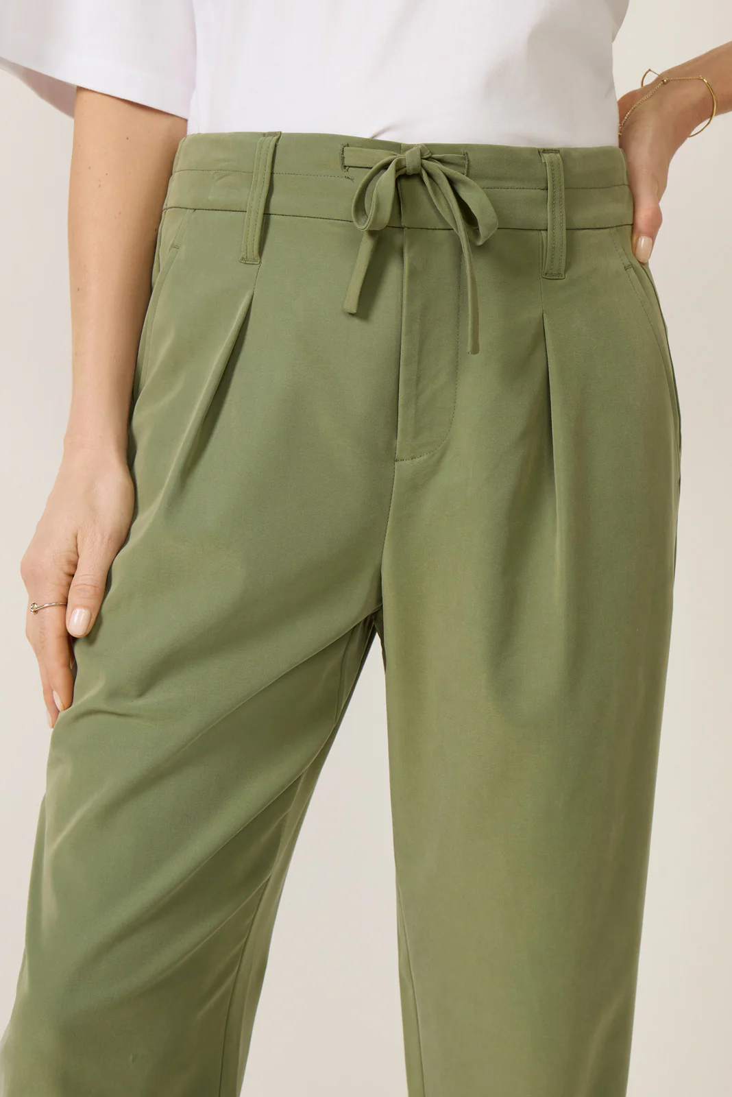 Hadleigh Tapered Leg 27” - Image 2