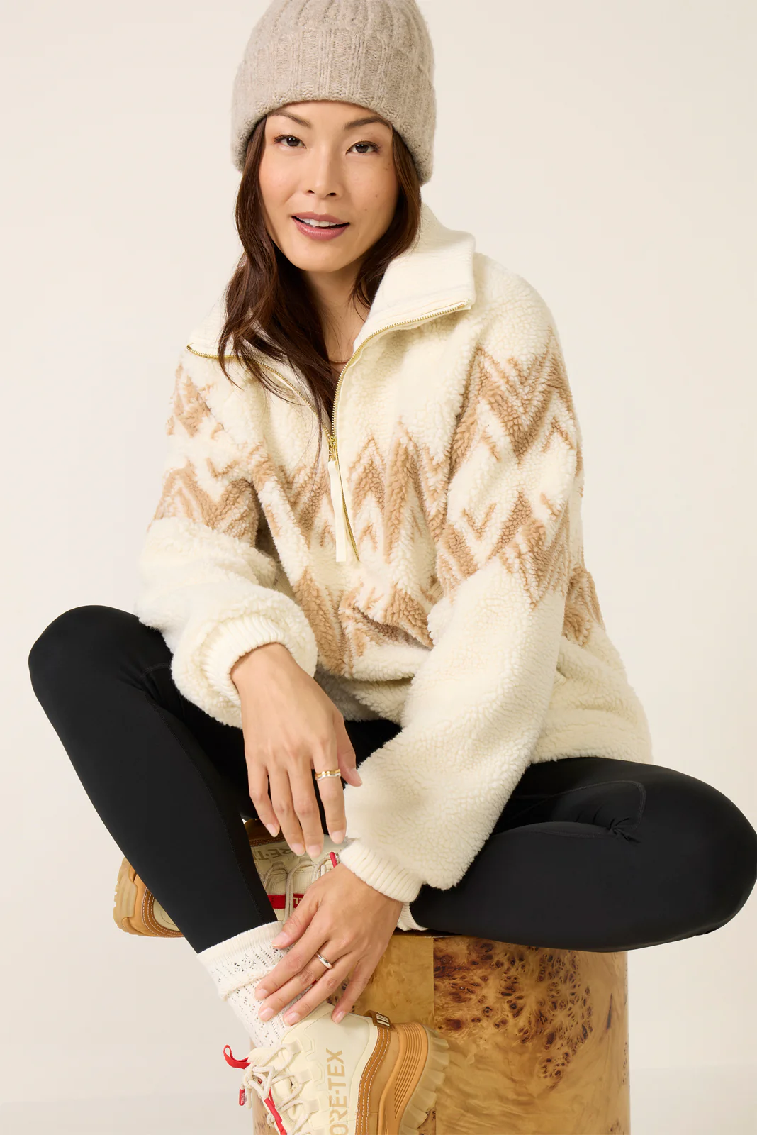 Hendrick Half Zip Sherpa - Image 2