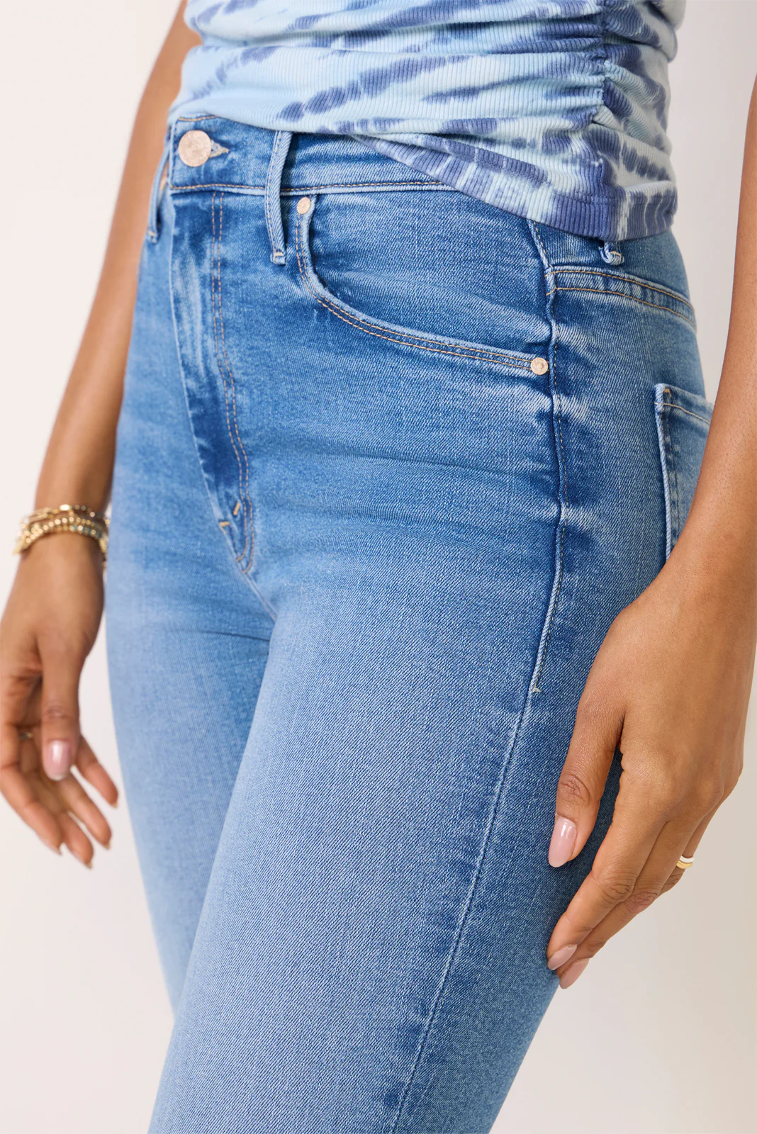 High Waisted Weekender Skimp - Image 3