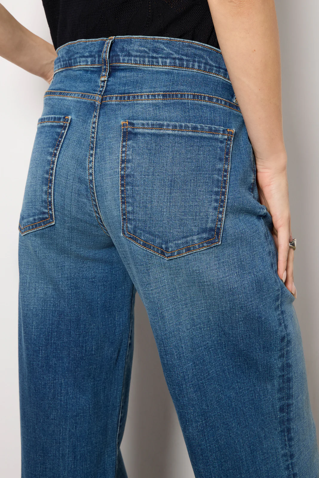 Holly W Drawstring - Image 3