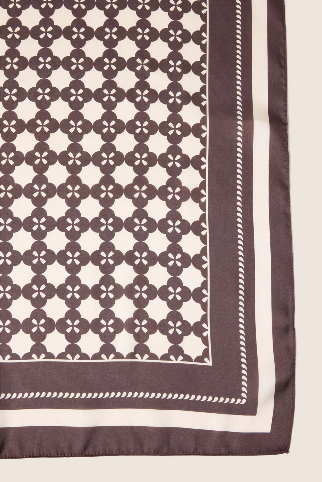 Indy Geo Bandana - Image 2
