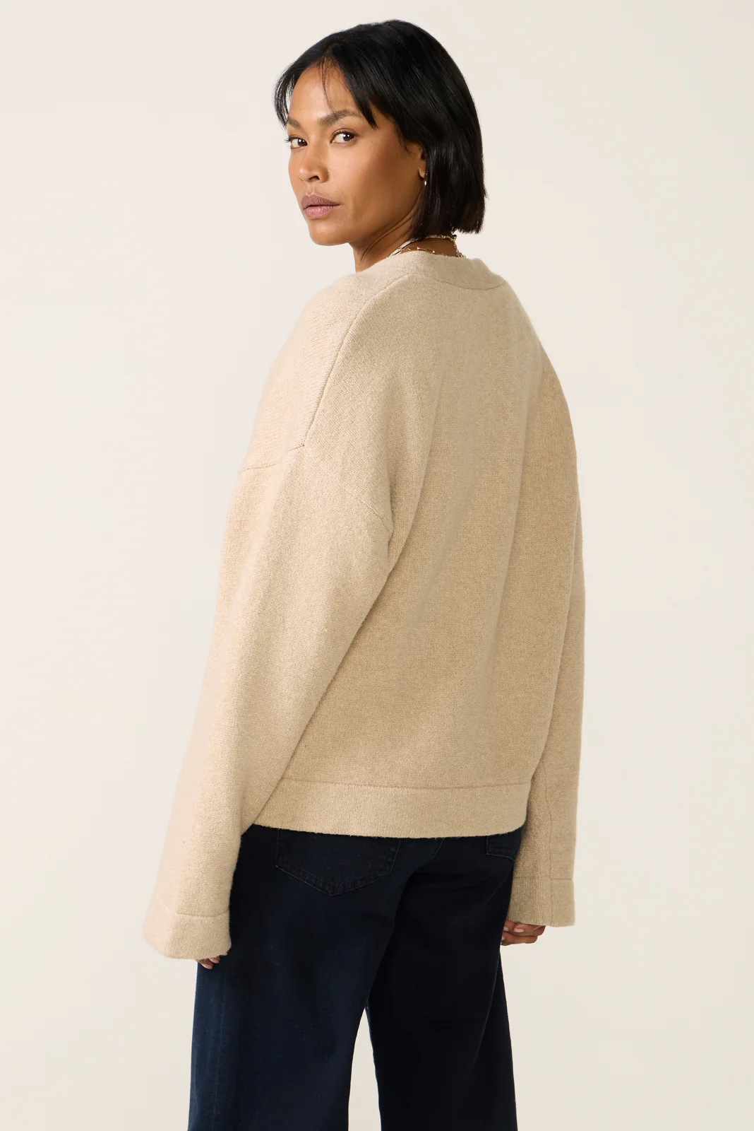 Jackson V Neck Popover - Image 4