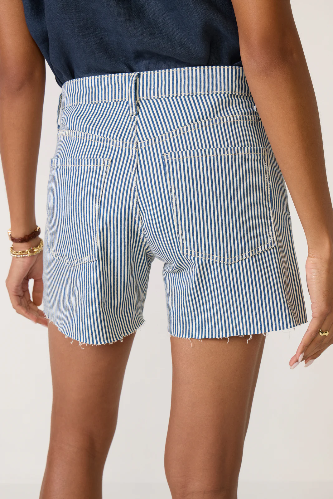 Jane Short Stripe - Image 3