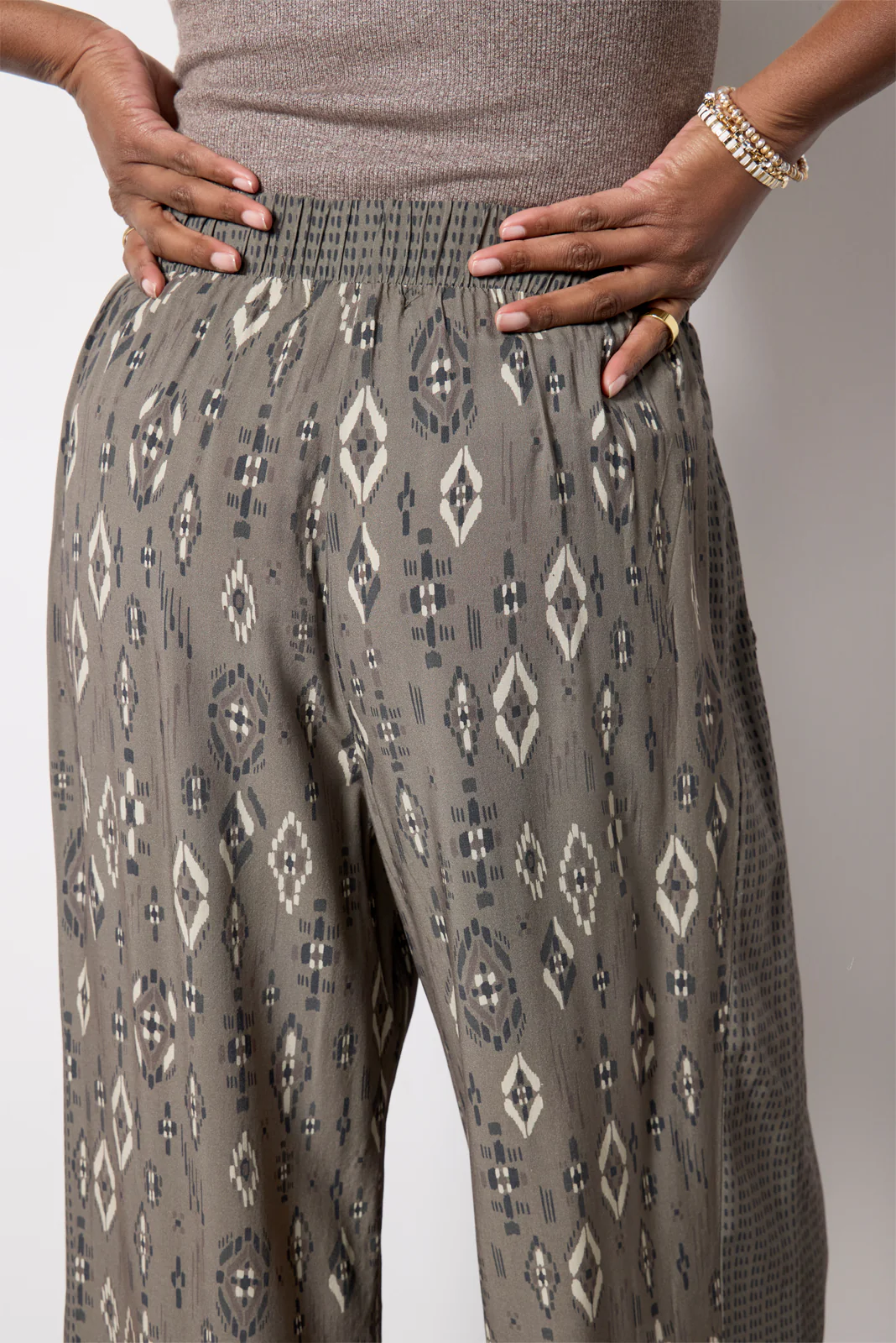 Jenny Printed Pant - Image 3
