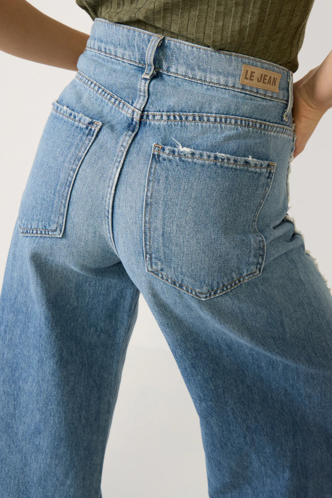Joss Wide Leg Fray Outseam - Image 2