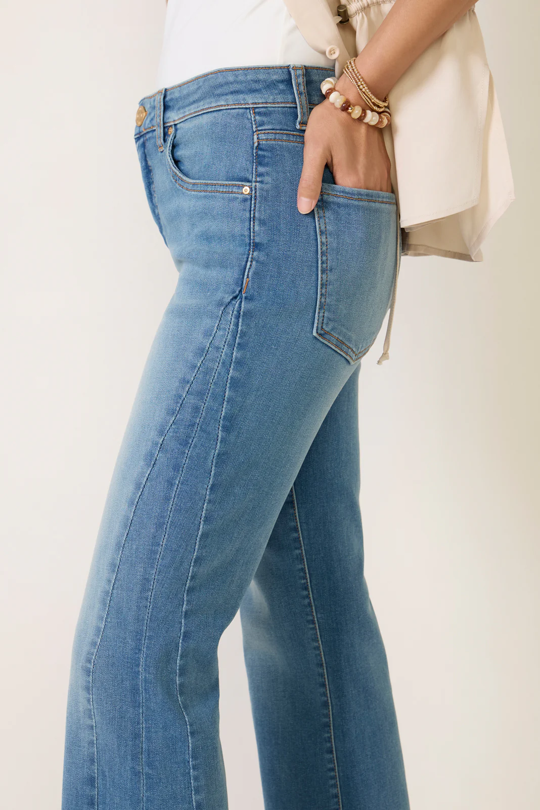 Kelly Bootcut Jean - Image 2