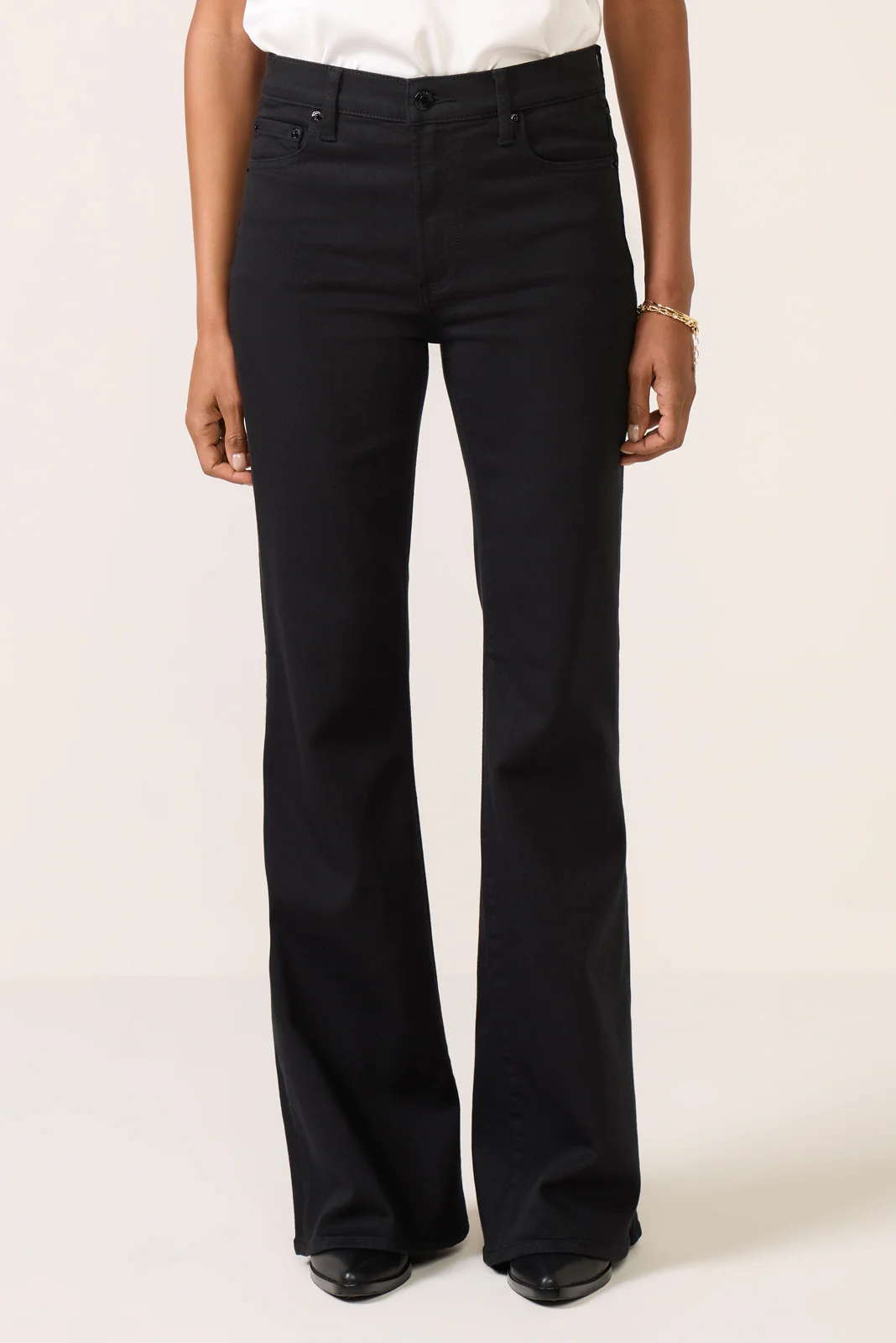 Kinsley Bootcut Jean - Image 5