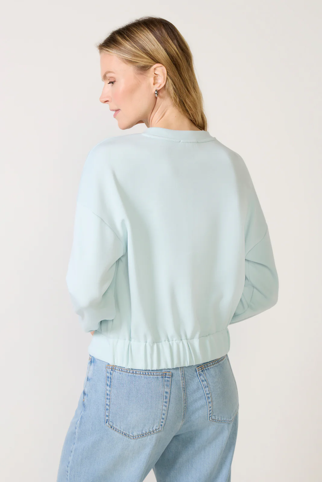 Koda Scuba Sweatshirt - Image 5