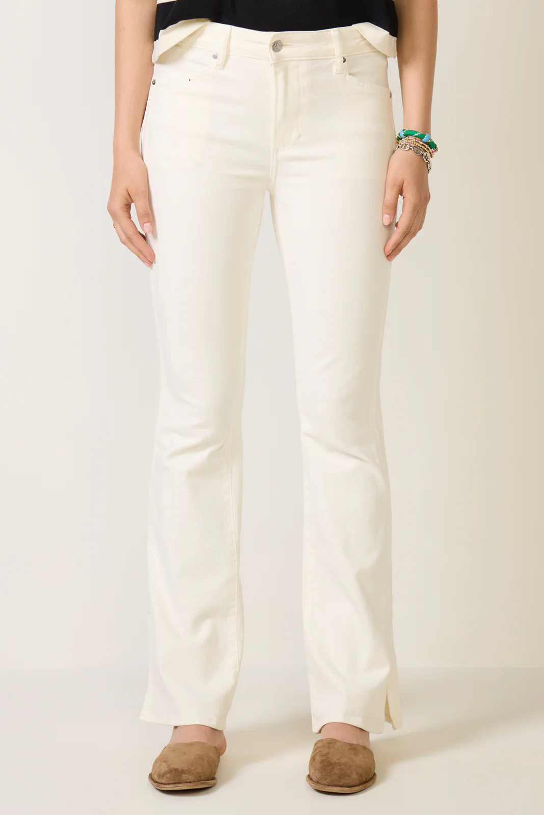Laurel Canyon 32` W/ Forward Panel - Image 5