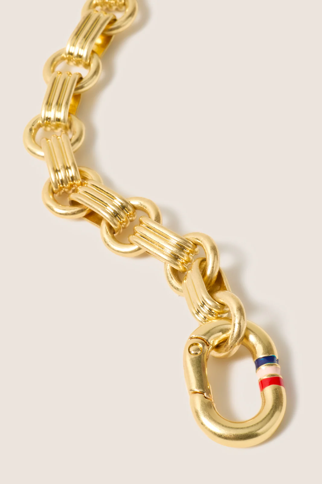 Le Story Chain Necklace - Image 2