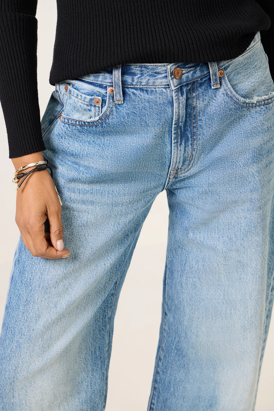 Lexi Bowed Barrel Jean - Image 2