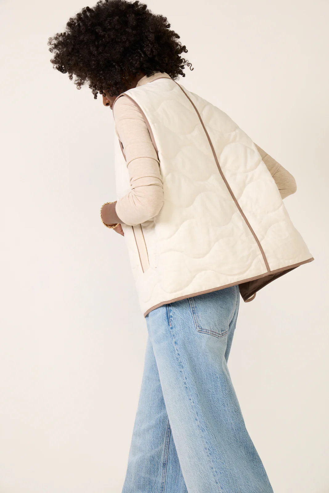 Lori Reversible Gilet - Image 3