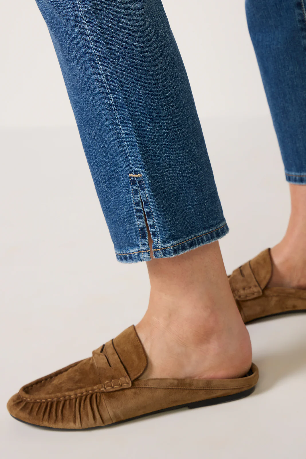 Mari Crop Jean - Image 5