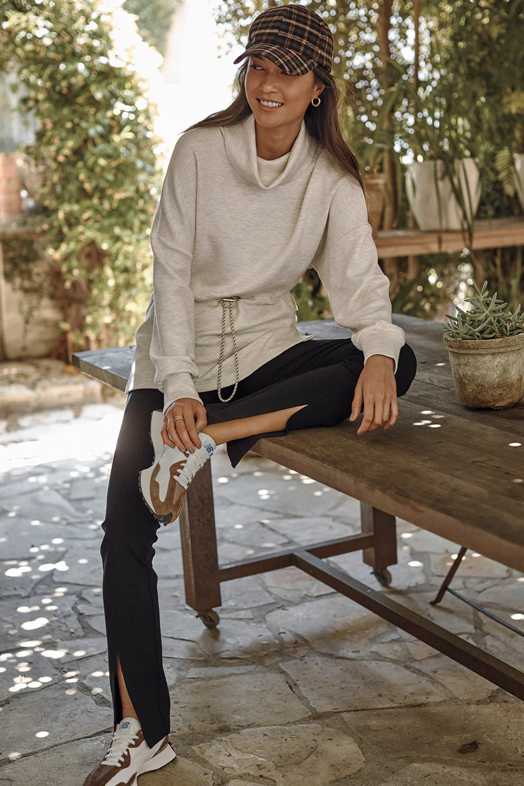Marx Front Slit Legging - Image 8
