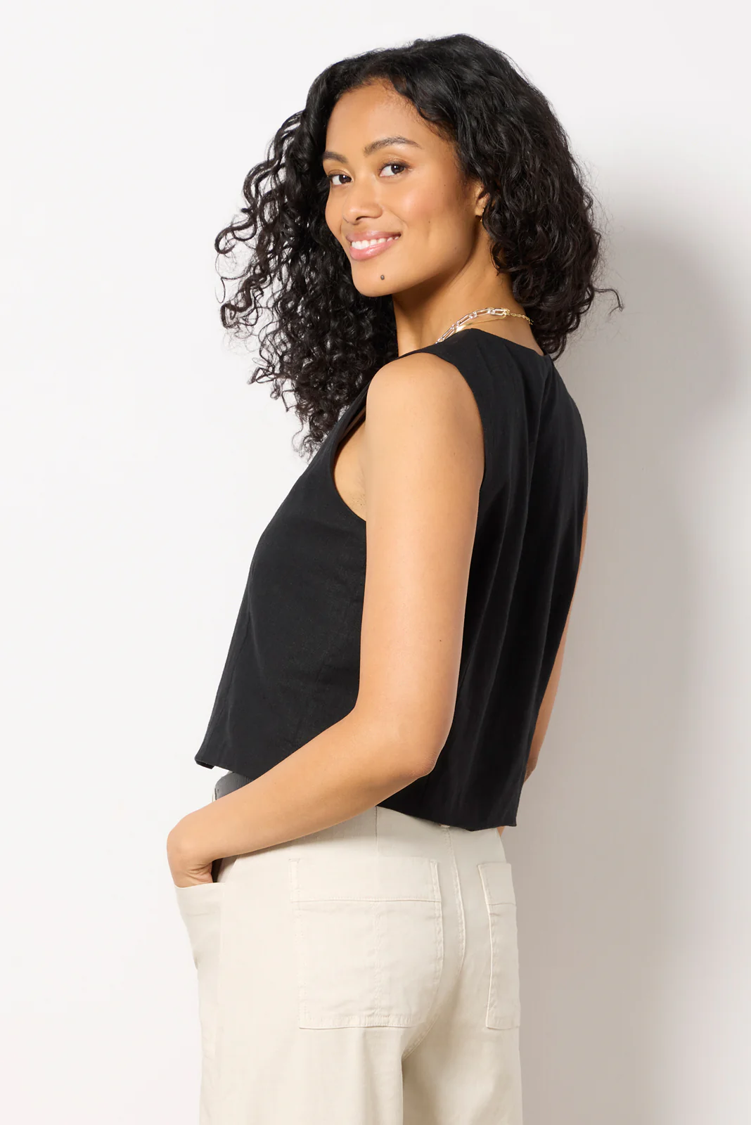 Maxine Linen Vest - Image 4