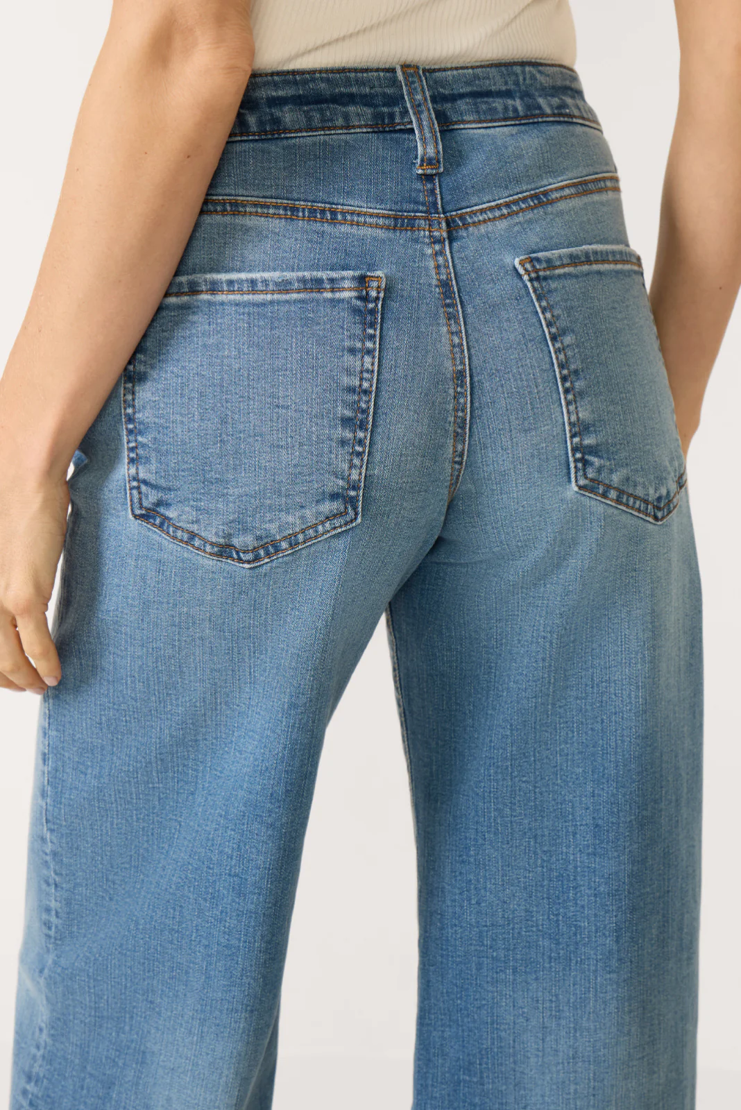 Maya Drawstring Wide Leg Pant - Image 3