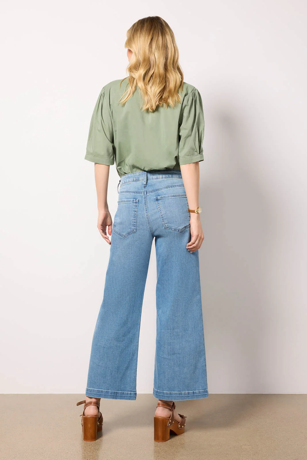 Meg w Patch Pockets - Image 4