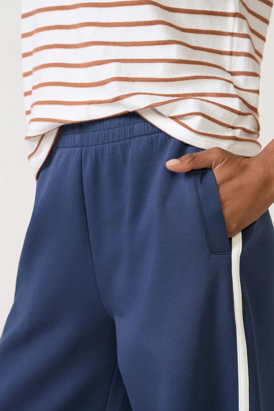 Mikos Sweatpant - Image 2