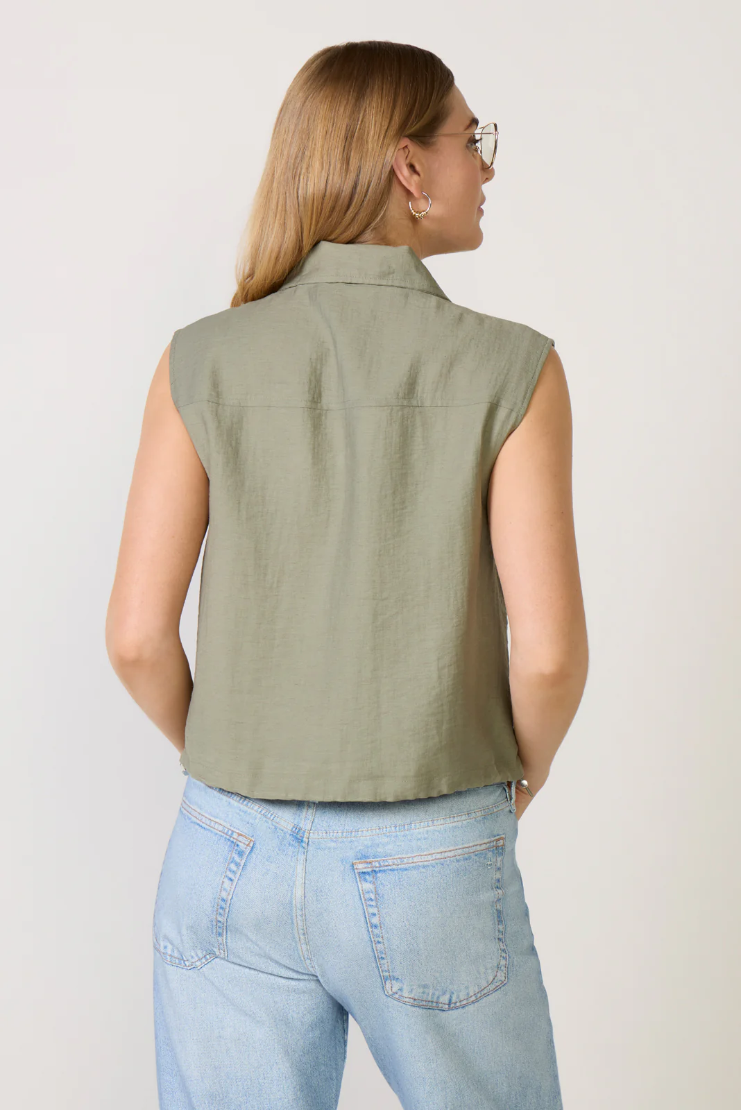 Miller Travel Vest - Image 4