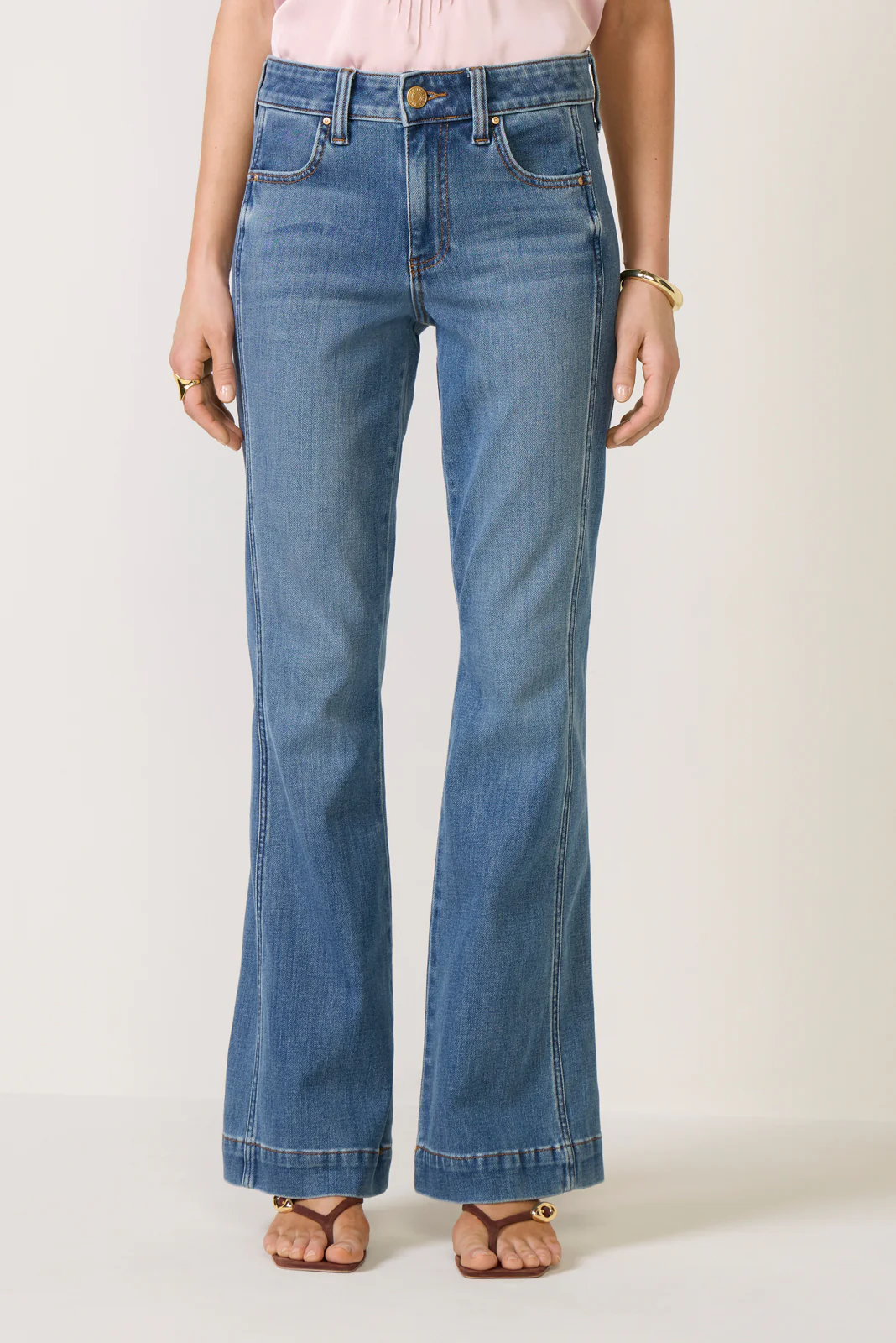 Natalie Bootcut w Side Inset Jean - Image 5