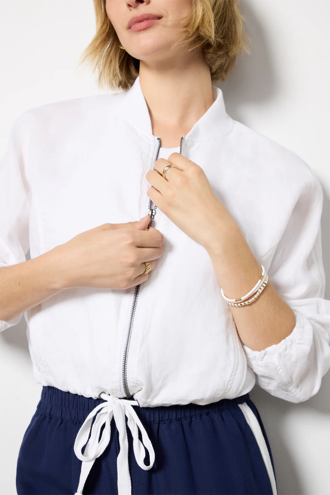 Noa Relaxed Linen Bomber - Image 2