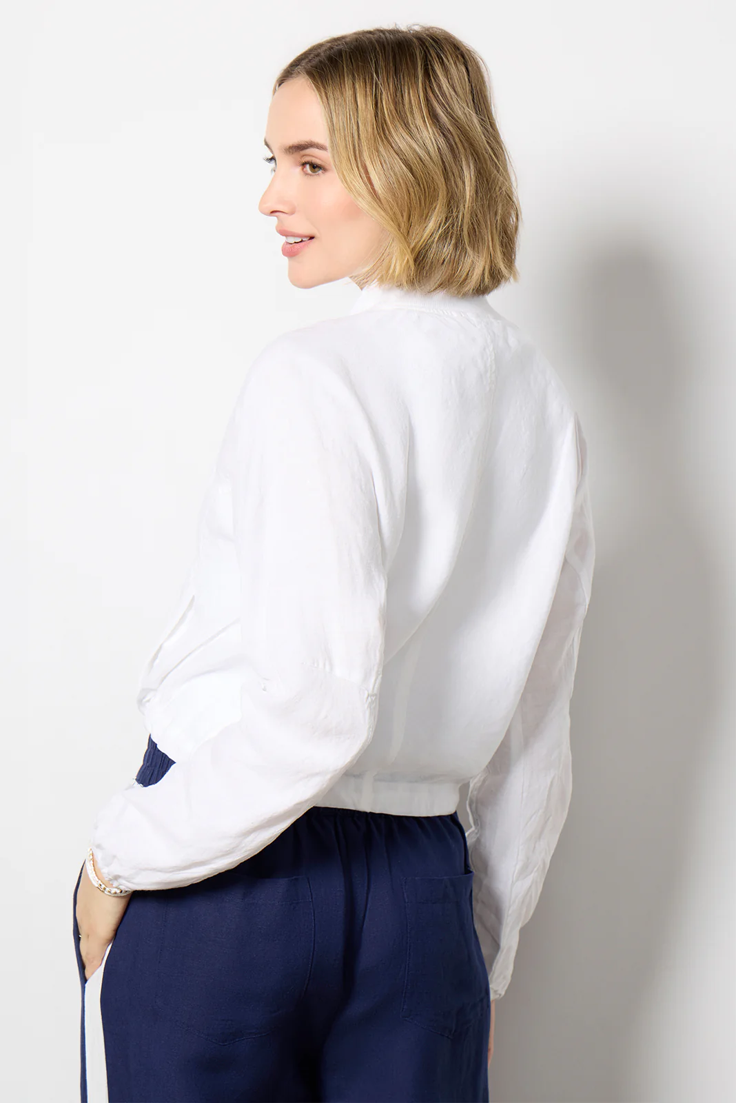 Noa Relaxed Linen Bomber - Image 4