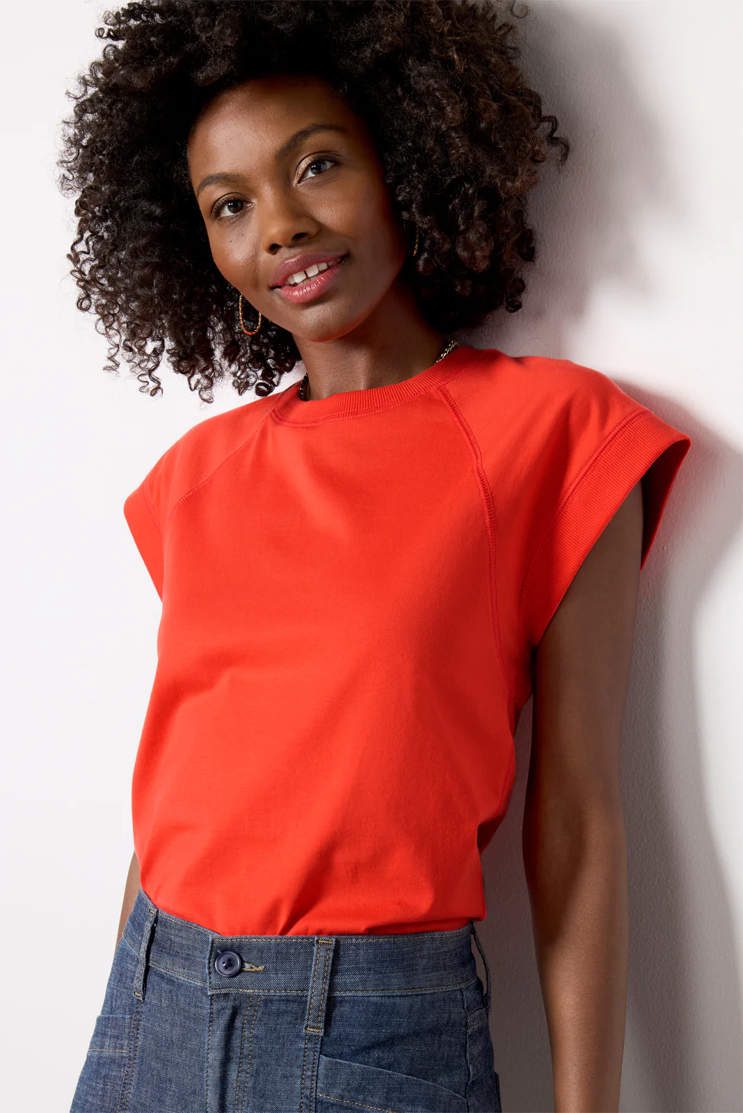 Nora Muscle Tee - Image 5